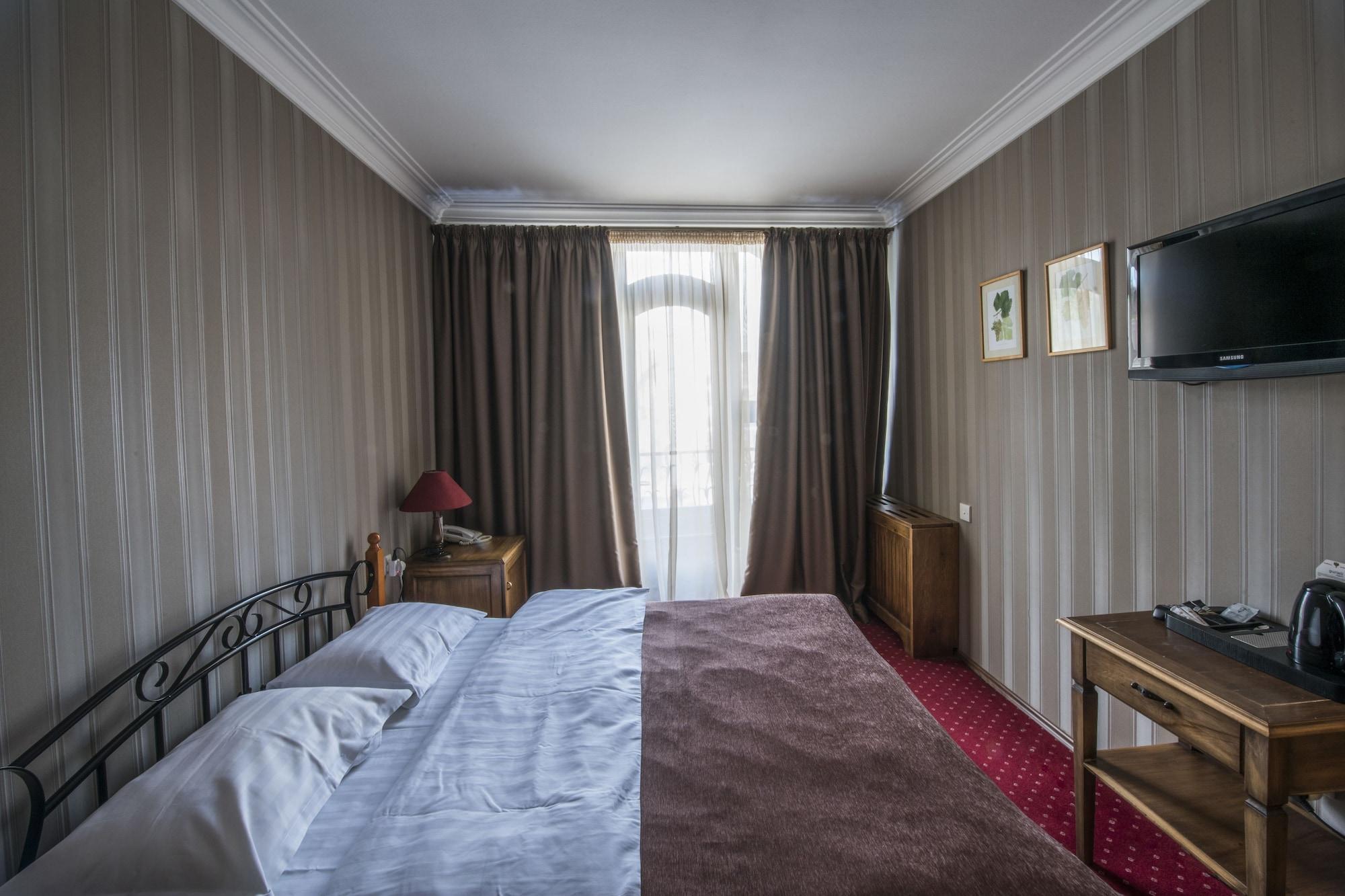 Hotel Kopala Tbilisi Exterior foto